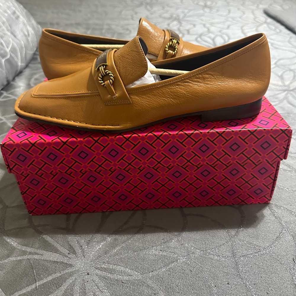 Tory Burch Brown Leather Loafers with Gold Detail